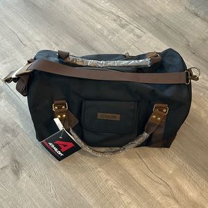 ATHALON | 21" Ponderosa Ballistic & Genuine Leather Duffel Bag - Black